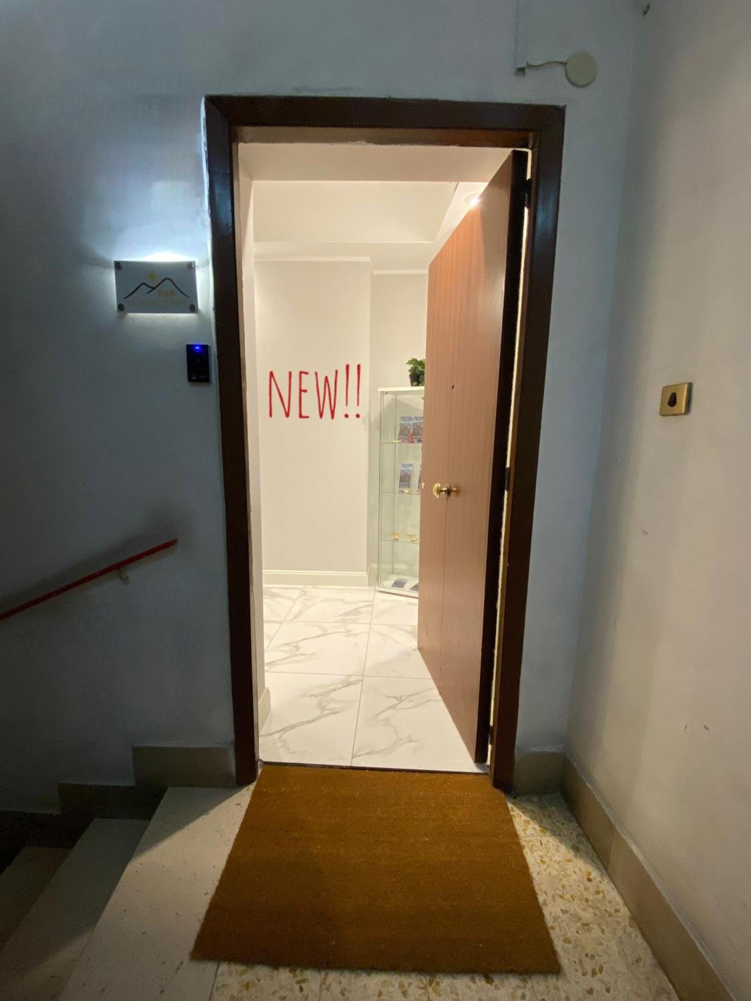 La Dimora Di Marti " Vicino Al Centro Storico Di Napoli" Bed and Breakfast Exteriör bild